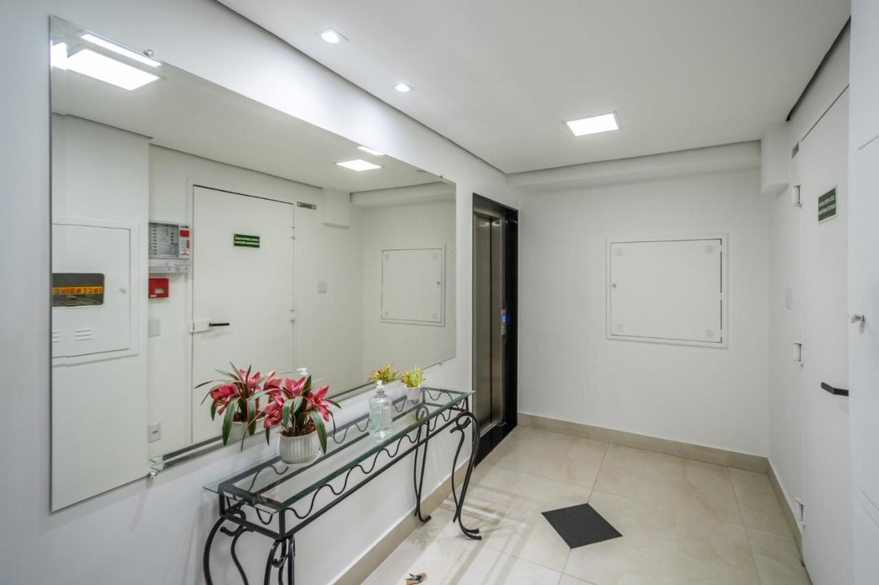 O Melhor Do Centro! Apto 01 Dormitorio Com Garagem E Ar Condicionado Balneário Camboriú Exterior foto